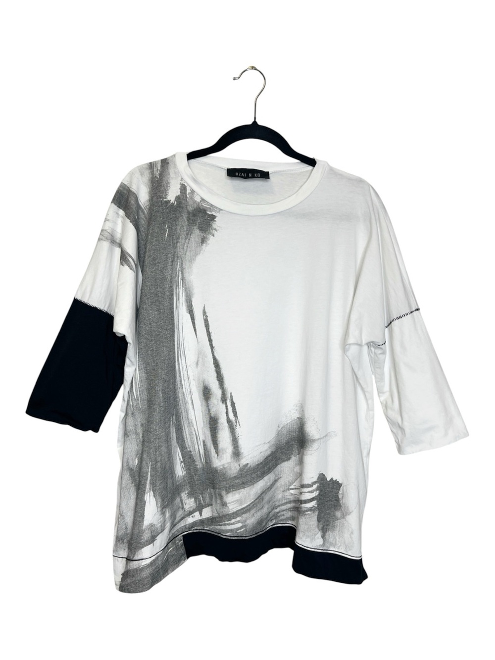 OZAI N KU Astract Print Black and white Oversized Top size Small